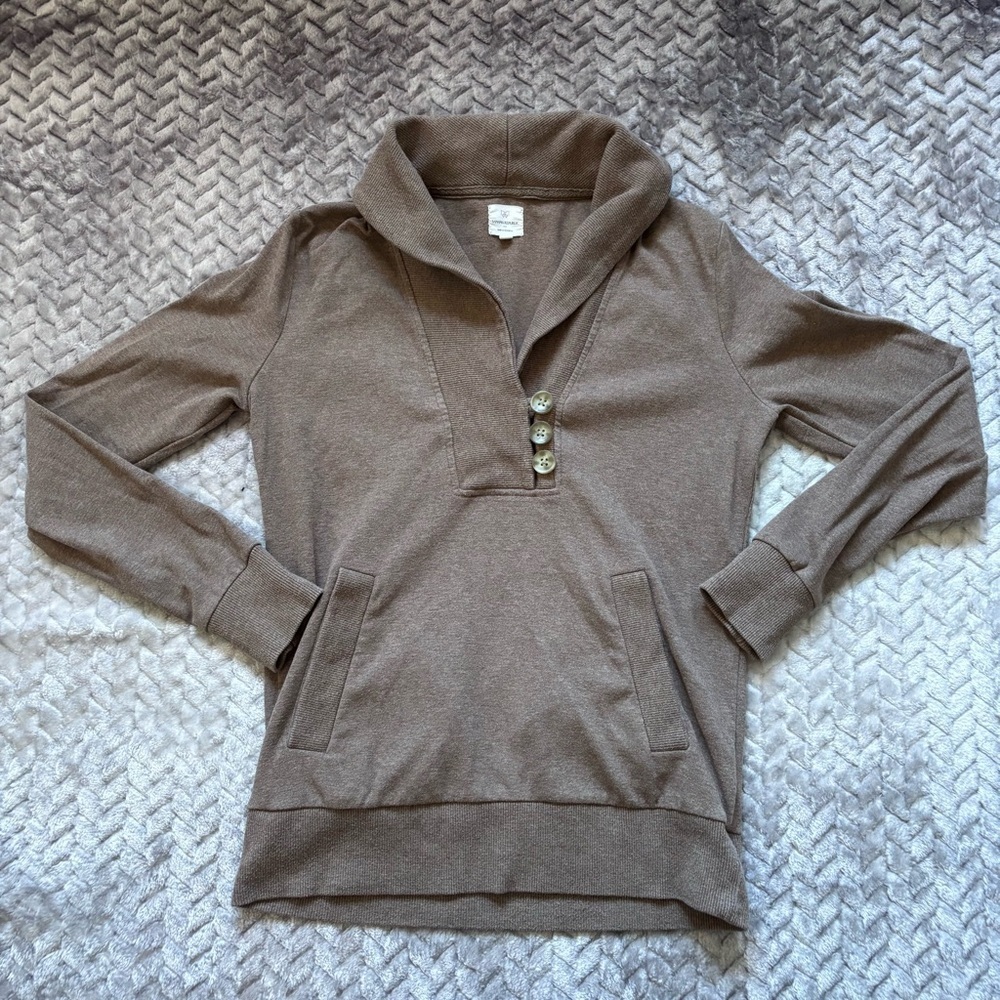 ⭐️⭐️⭐️Banana Republic Taupe shawl collar Sweater size Small